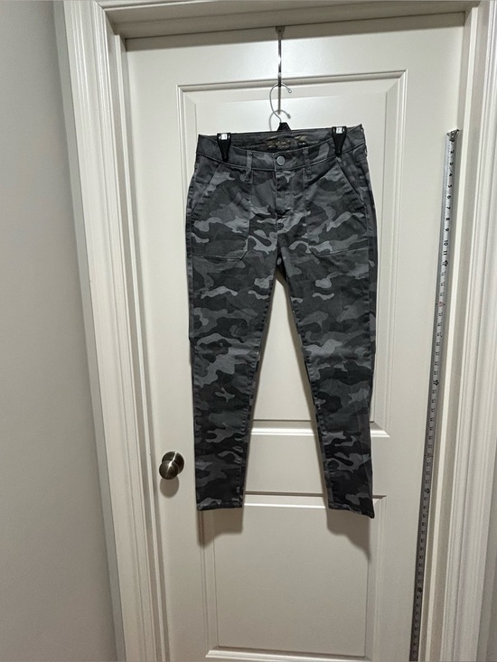 Seven7 Denim - Seven 7 - Womens size 6 Gray Camo Skinny utility ankle Jeans LIKE NEW stretchy